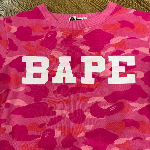 Bape A Bathing Ape Pink Crew Neck Pullover Pink Camo Sweatshirt Small - Picture 3 of 9